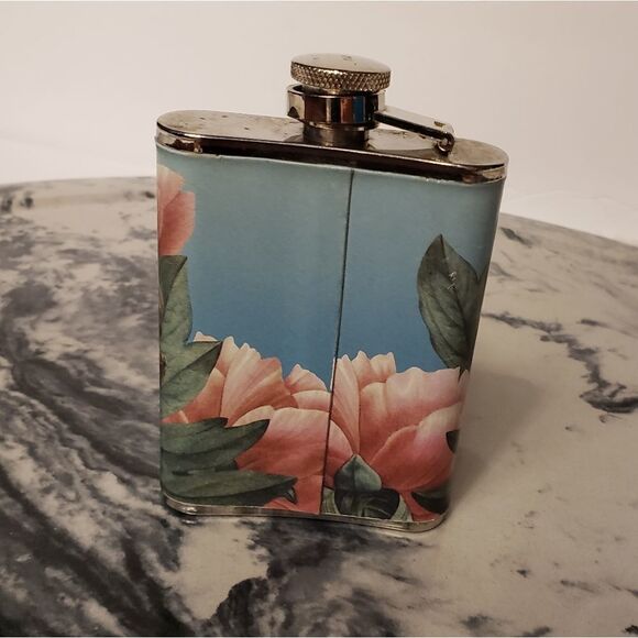 Anne Tainter Flask  - Picture 3 of 7